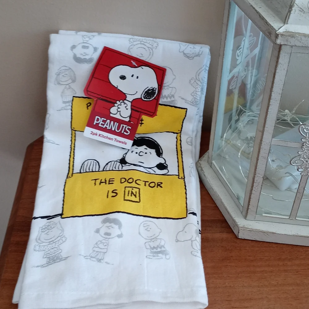 Snoopy kitchen towel